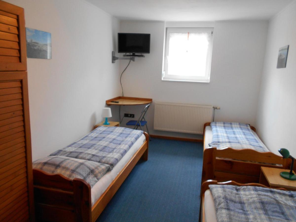 Bed and Breakfast Arpad Panzio Győr Exterior foto