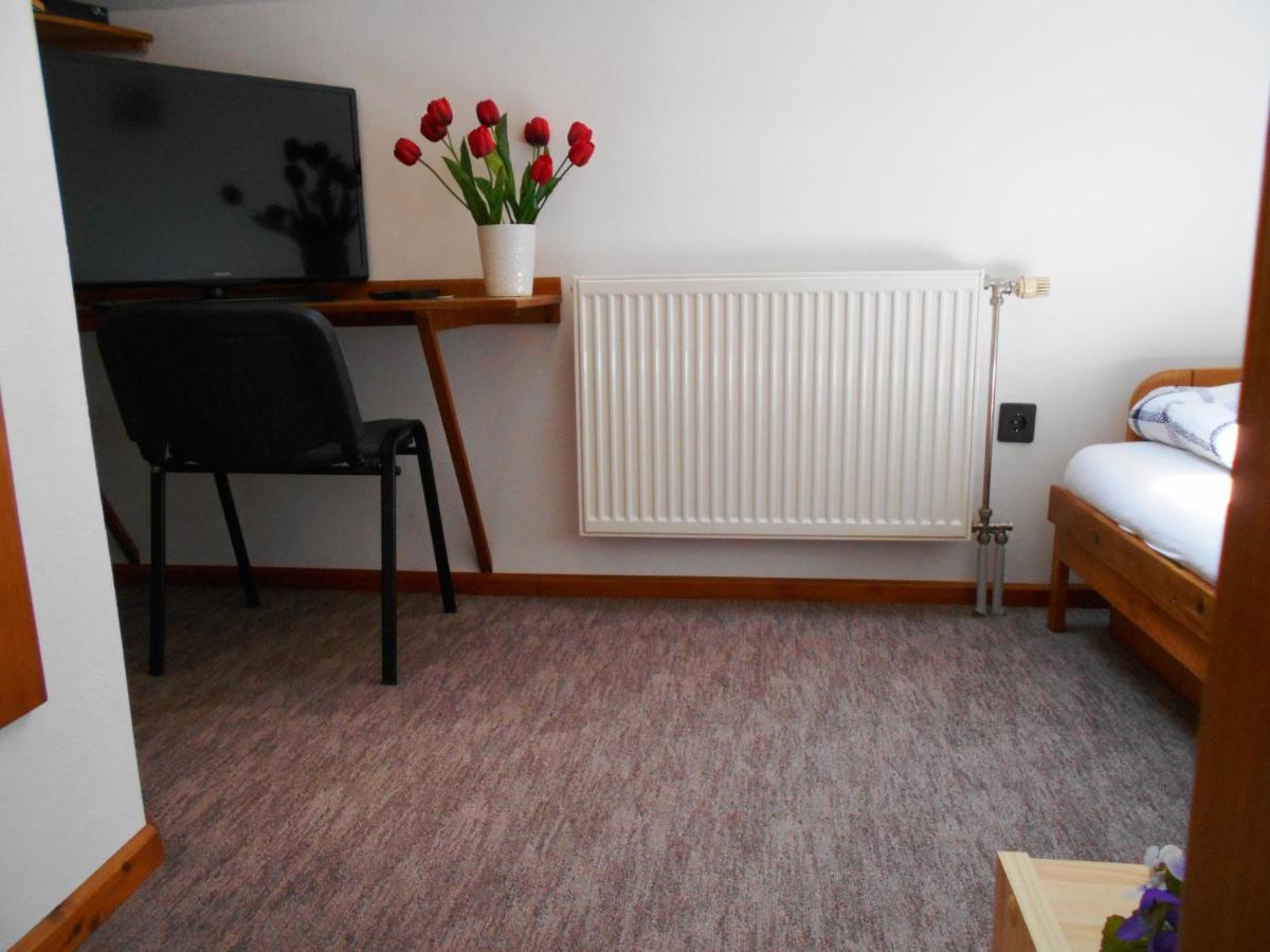 Bed and Breakfast Arpad Panzio Győr Exterior foto